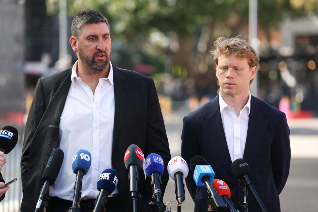 Shaken Captain Declares ‘No Rift’ at Scandal-Hit Swans