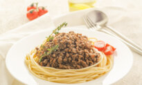 Protein-Packed Chicken Spinach Bolognese for Busy Weeknights