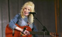 Dolly Parton Dies at 80, Family Says