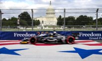 Palou Grabs Pole, Legend Gordon Seizes IROC Title in First Day of Freedom 250 Grand Prix