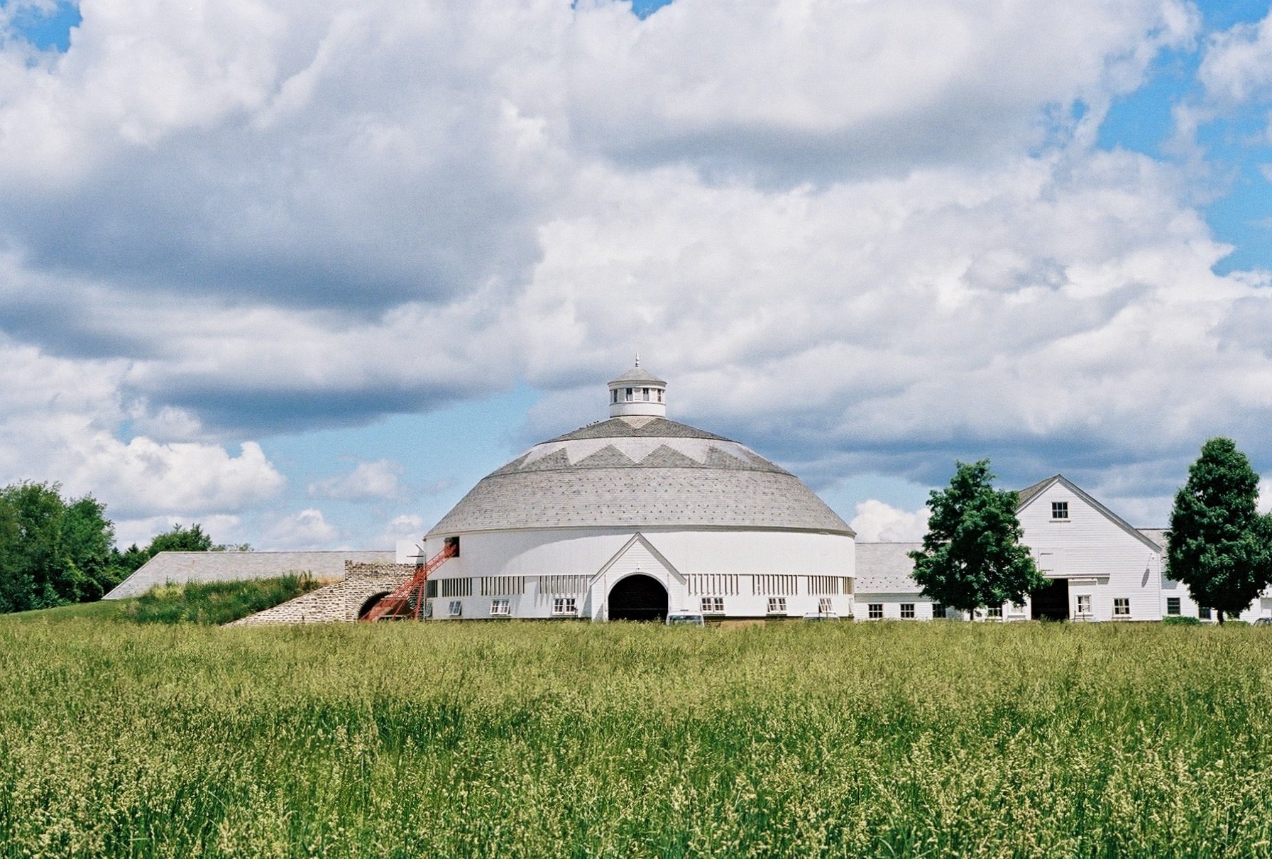 Round-Barn-at-Churchtown-Dairy_Sara-Wallach