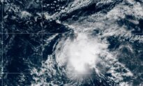 Tropical Storm Moke Brings Heavy Rain to Hawaii After Hurricane Lala