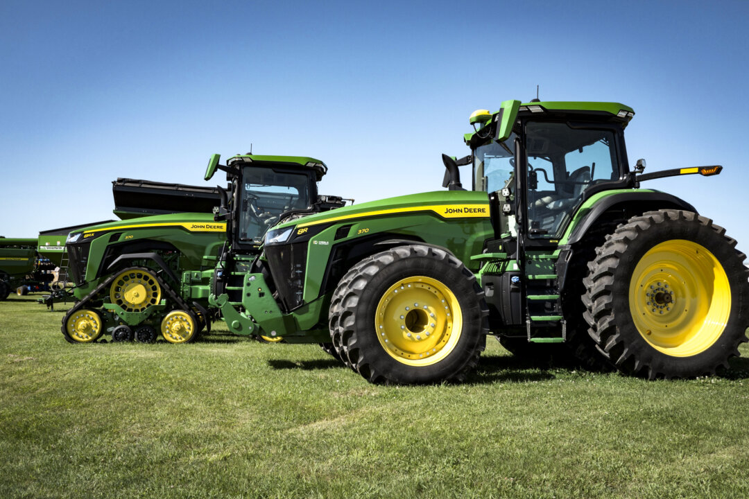John Deere: A Blacksmith, a Plow, and the Making of an American Name