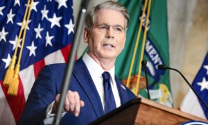 Treasury Launches Operation Economic Outcast; SCOTUS Clears Path for Vote-by-Mail Restrictions | NTD Good Morning (Aug. 25)