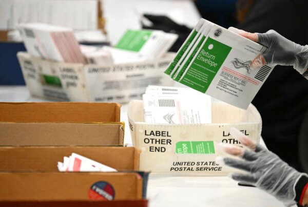 Judge Extends Freeze on USPS Mail-In Ballot Rule