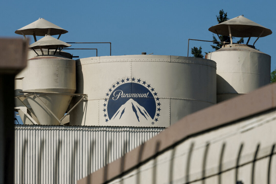 California Cancels Talks With Paramount Over Warner Bros Deal