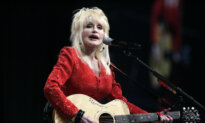 Tennessee Governor Pushes to Rename Nashville Airport After Dolly Parton