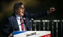 Far-Left Leader Melenchon Closes In on French Presidential Runoff, New Poll Finds