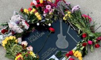 Nashville Pays Tribute to Dolly Parton After Death