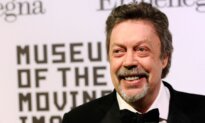 Tim Curry, ‘Rocky Horror’ and ‘It’ Star, Dies at Age 80