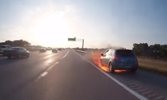 ‘Selfless Actions’: Texas Police Officer Pulls Driver From Burning Car on Highway, Receives Award