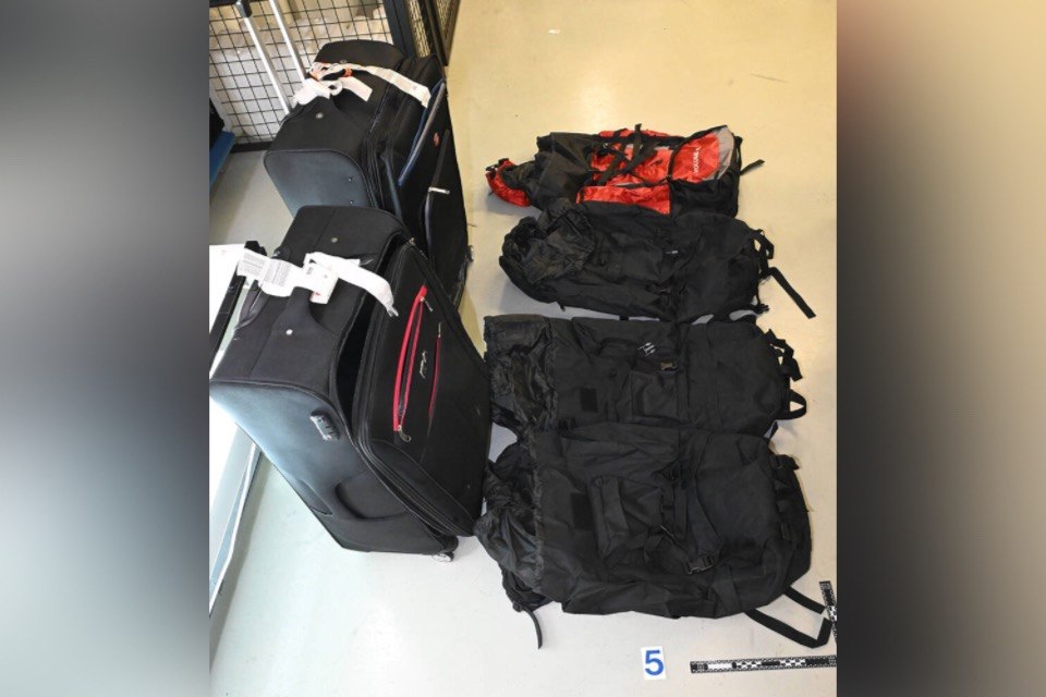 Air Canada Suspends Two Employees After RCMP Drug Trafficking Investigation