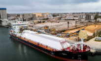 Australia Launches World’s 1st Battery-Powered Self-Unloading Bulk Carrier