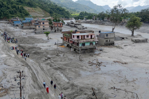 Death Toll in Nepal Floods Crosses 500; CENTCOM: Strait of Hormuz Cleared of Iranian Mines | NTD Good Morning (Aug. 28)