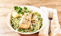 Zucchini Noodles With Parsley-Pistachio Pesto and Salmon: A Low-Carb Twist on Pasta Night