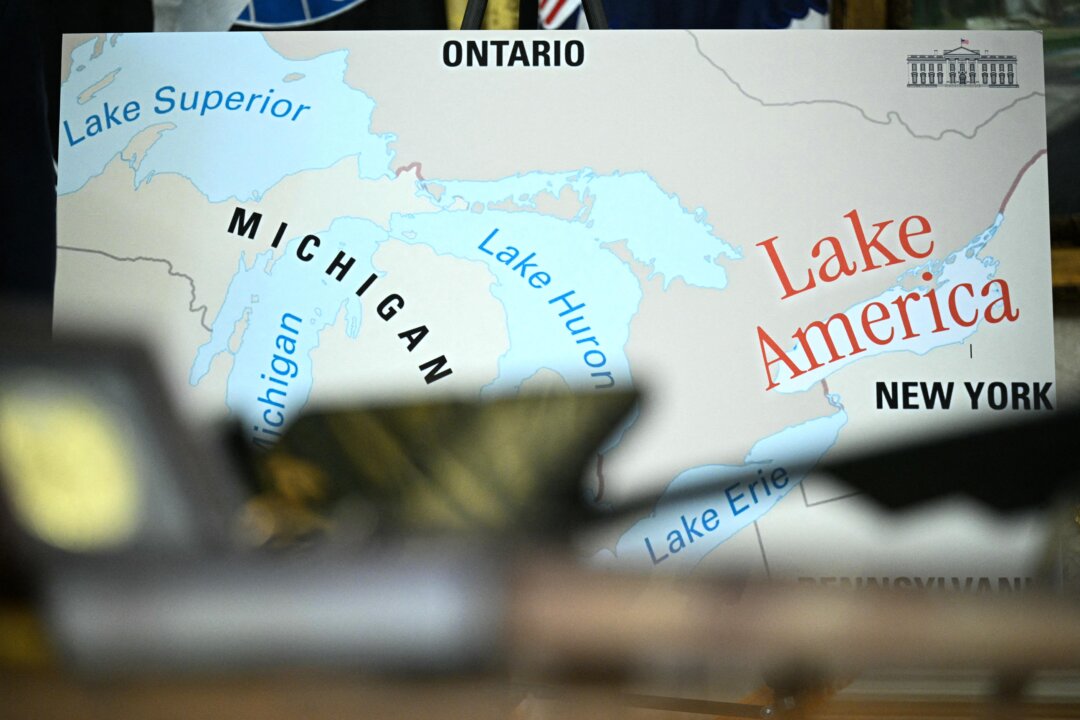 “American Pride Restored: Lake America Name Returns to US Maps!”