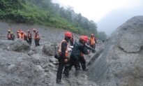 Authorities Warn of New Flood Risks as Nepal-Tibet Death Toll Tops 800