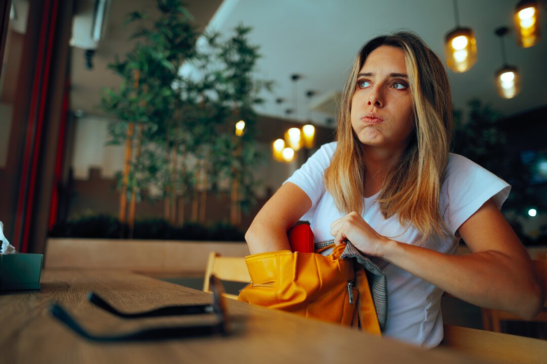 The 24-Hour Action Plan for a Stolen Wallet