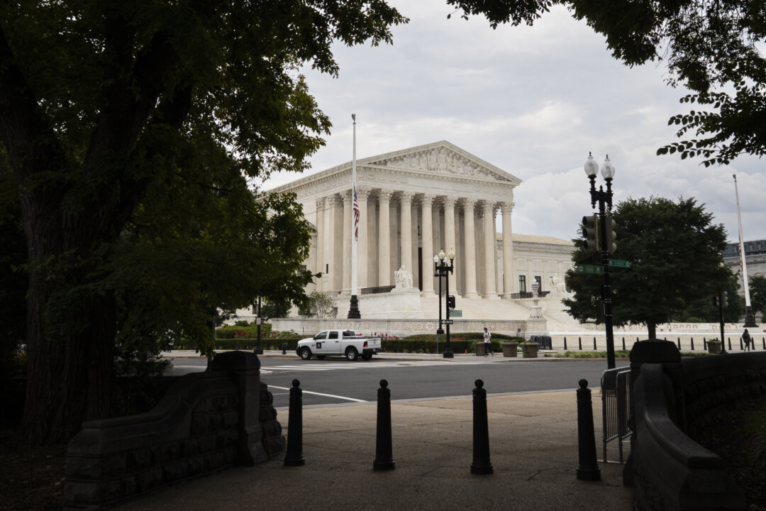 House to Vote on Locking Supreme Court at 9 Justices as Democrats Float Expanding It