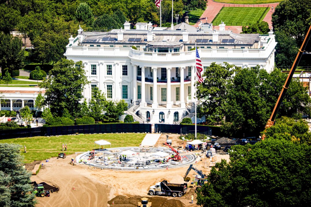 Supreme Court Approves White House Ballroom Construction in Close Decision, Upholding Presidential Authority