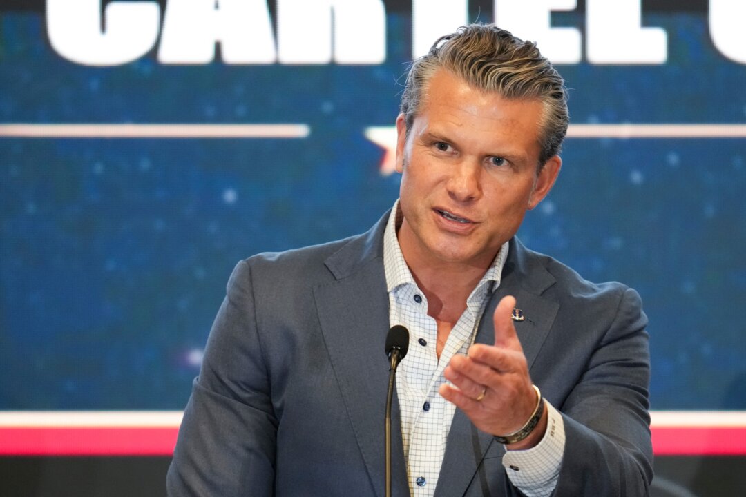 Pentagon Defends War Secretary Hegseth’s Post Criticizing Canada’s Cadet Program