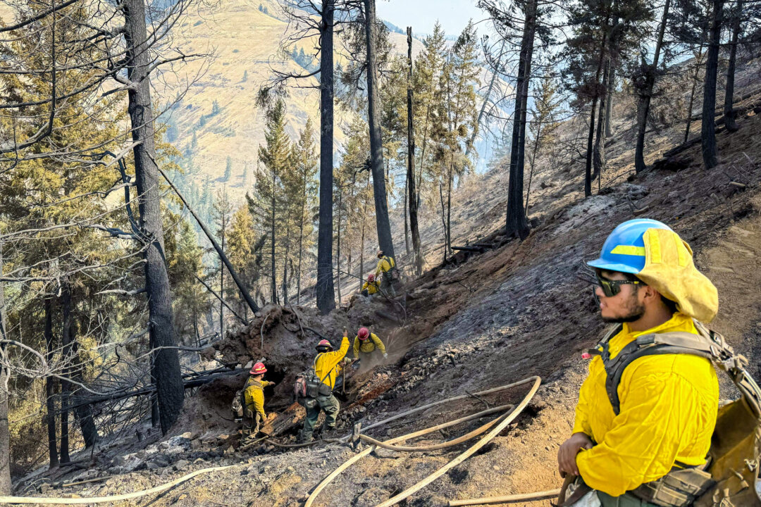 On the Front Lines With Oregon’s Wildfire Fighters