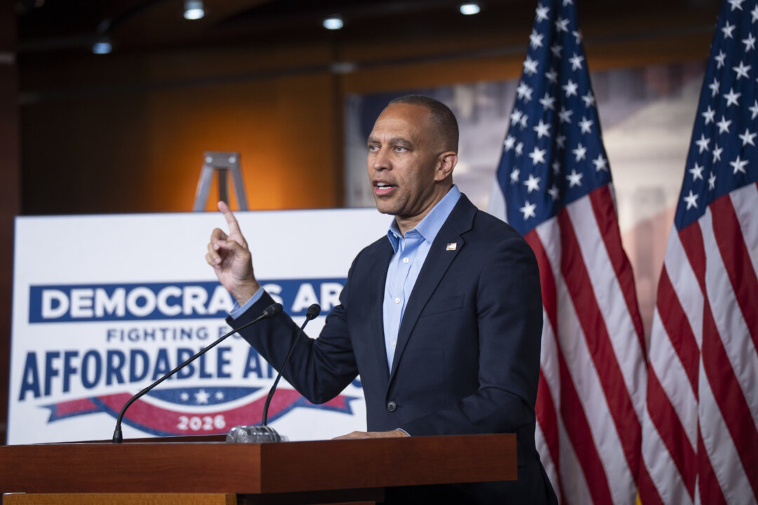 Democrats Plan to Counter Republicans’ Dallas Convention Next Week, Jeffries Says
