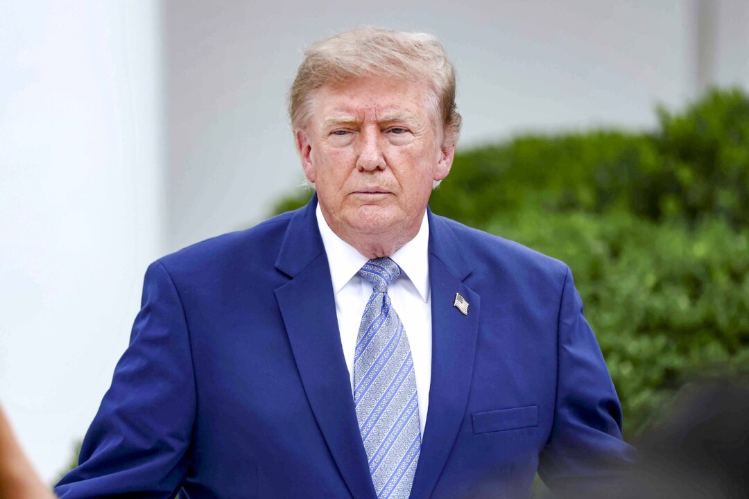 Trump Says He’s Banning US Sales of Montreal-Based Bombardier as Canada’s Counter-Tariffs Set to Take Effect