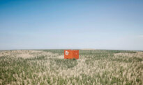 In the Desert, a Place to Leave the Past Behind