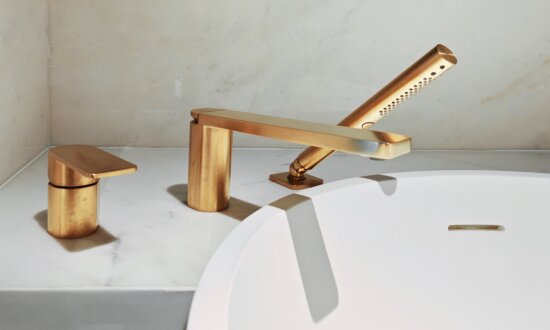 Make Old Tarnished Brass Bathroom Fixtures Look Like New