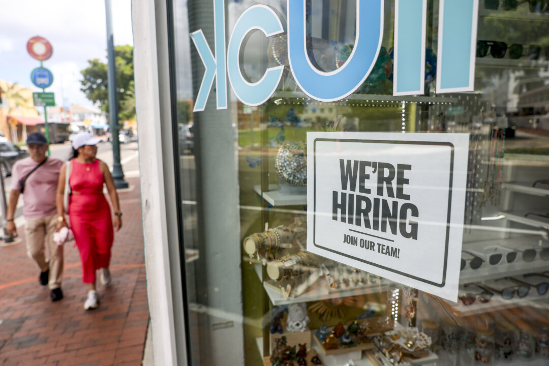 US Weekly Unemployment Claims Remain Near 57-Year Low