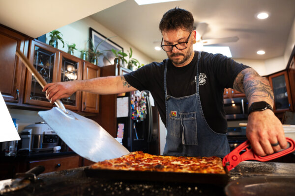 He Gives Pies Away on Tuesdays Because ‘Pizza Is Just an Excuse to Love People’