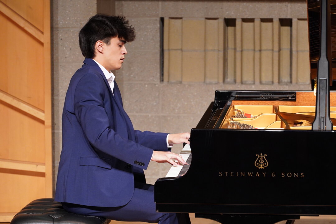 12 Pianists Advance to Semifinals in NTD’s International Piano Competition