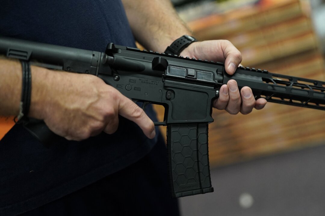 Federal Government Backs Supreme Court Challenge to AR-15 Bans