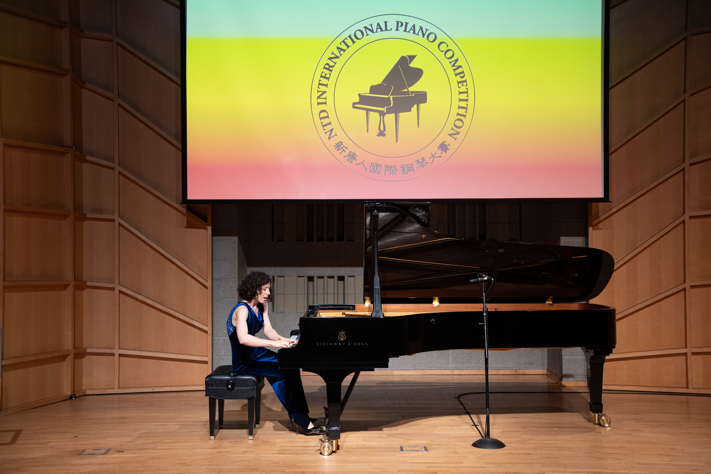 Elzbieta Bilicka-NTD piano competition semifinals