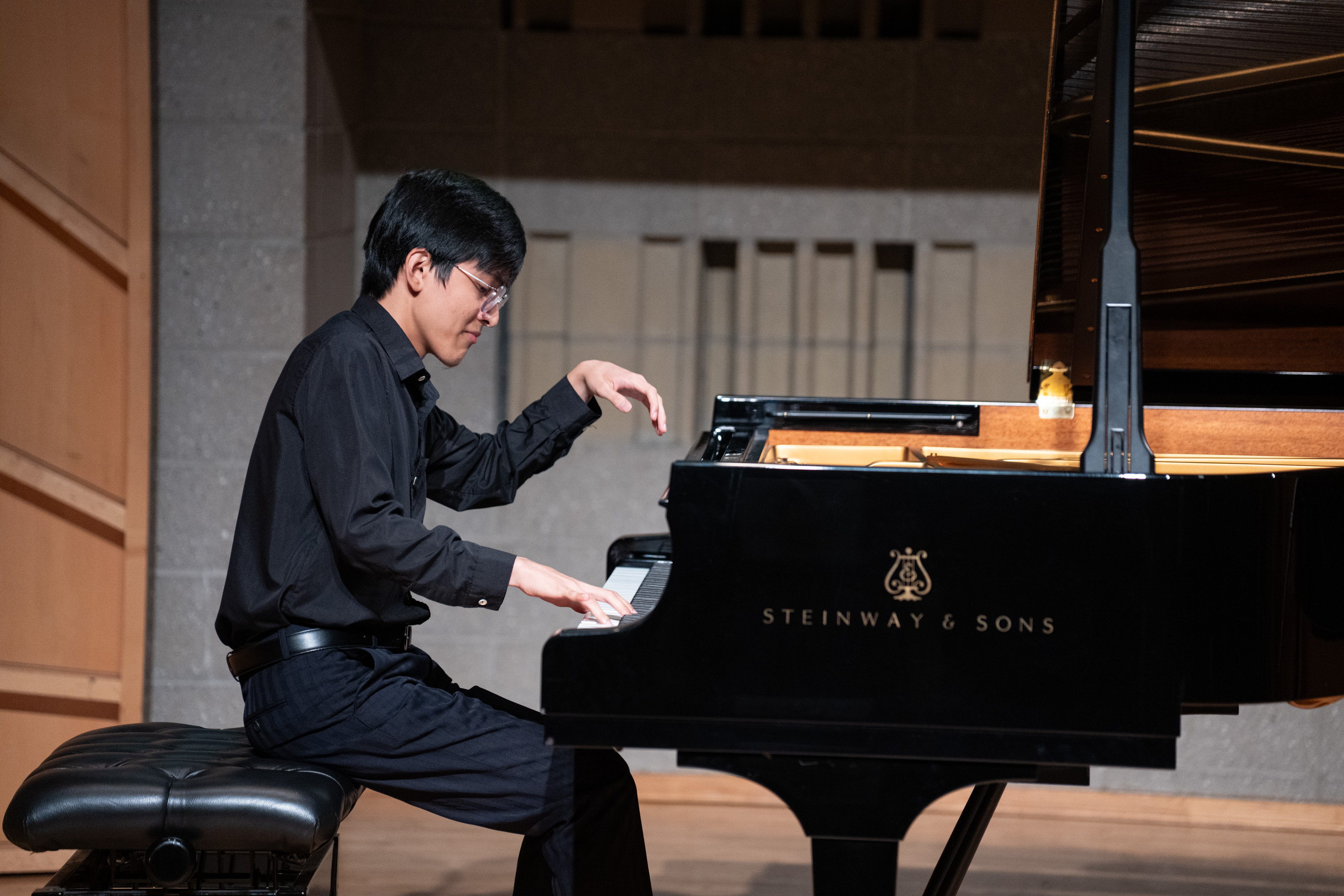 Khoi Luu-NTD piano competition semifinals