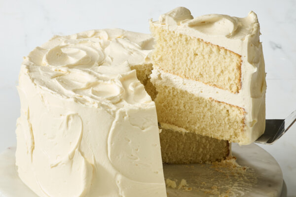 How to Make the Best White Cake From Scratch