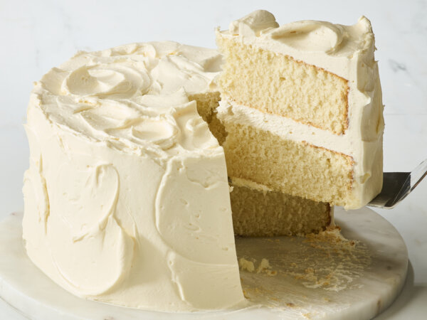 How to Make the Best White Cake From Scratch