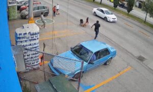 Man Rushes to Save Child Running Into Traffic
