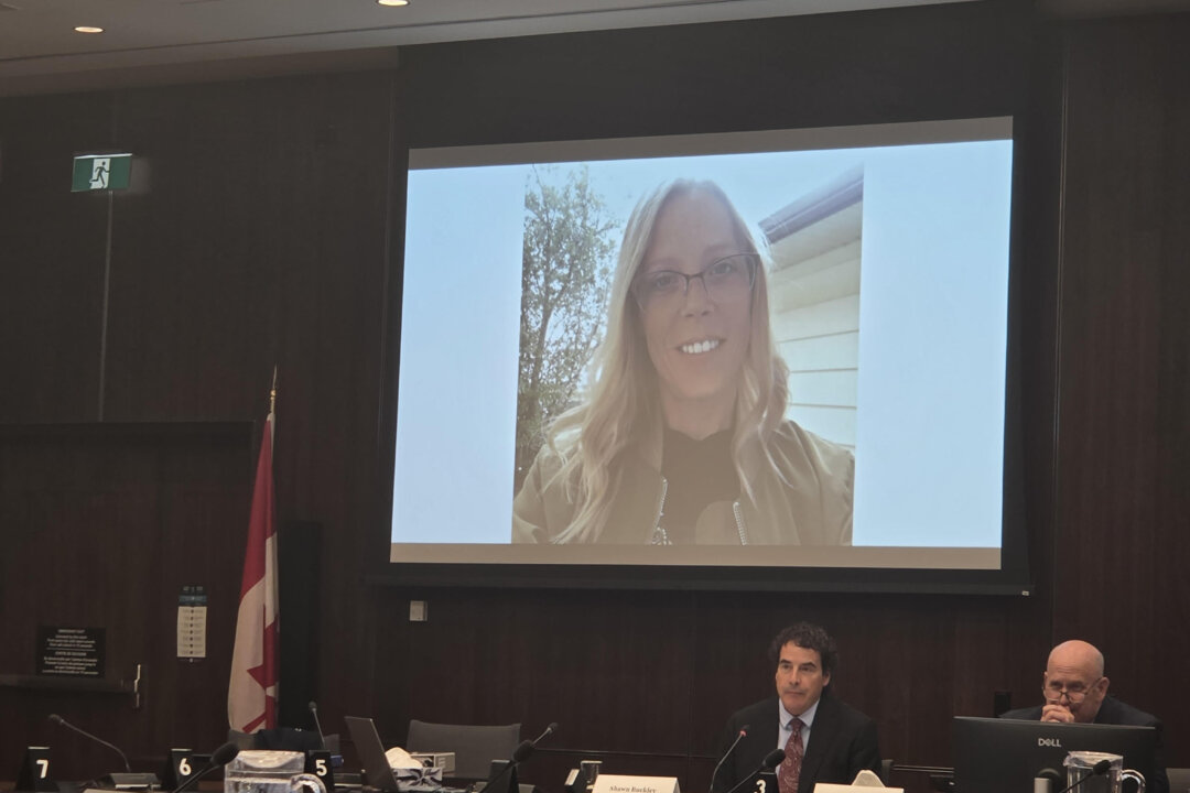 Alberta Woman Gives Testimony on Financial Hardships Stemming From COVID Vaccine Injuries at Inquiry