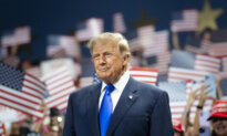 Trump Promises Every Adult US Citizen $5,000 If GOP Secures Majority in Congress
