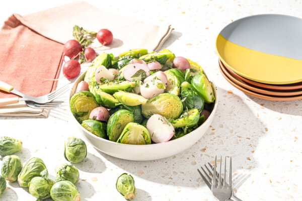 10-Minute Crisp Fall Salad With Brussels Sprouts and Apples