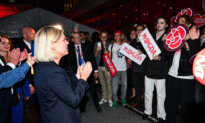 Sweden’s Left Bloc Holds Narrow Lead, Exit Poll Shows