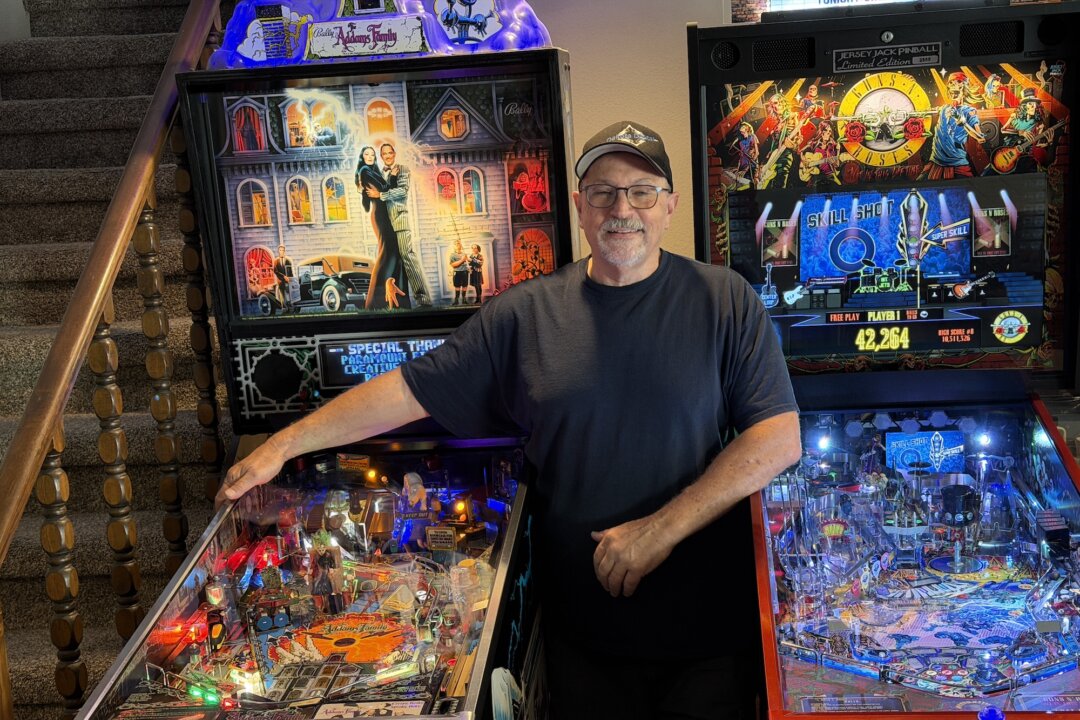Arizona Pinball Wizard Keeps Vintage Games Racking Up High Scores