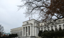 Trump Presses Fed to Lower Interest Rates Ahead of Meeting