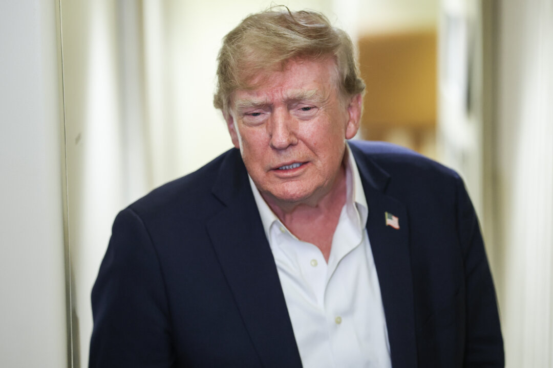 Trump Says Additional AI Limitations Not Necessary