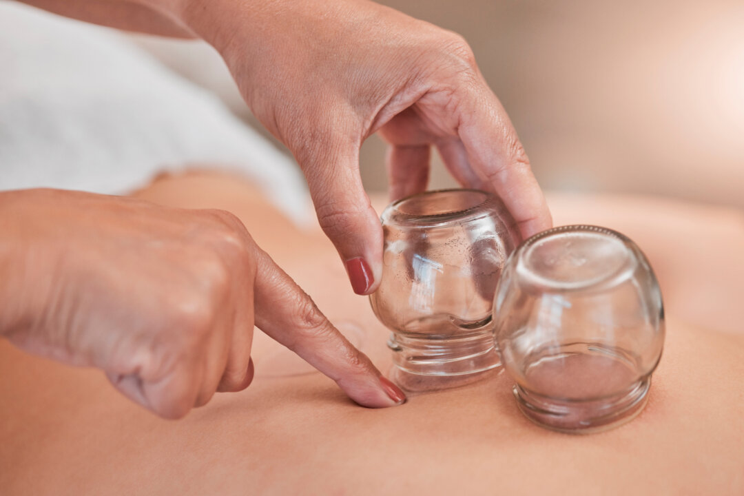 The “Reverse Massage” People Are Turning to for Muscle Tension