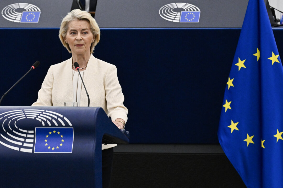 EU Says It Will Use All Tools to Rebalance Trade With China