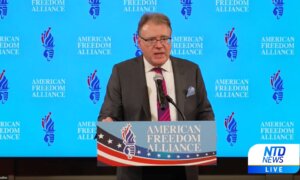 Bradley Thayer Discusses ‘America’s 100 Years’ War’ With Steve Bannon