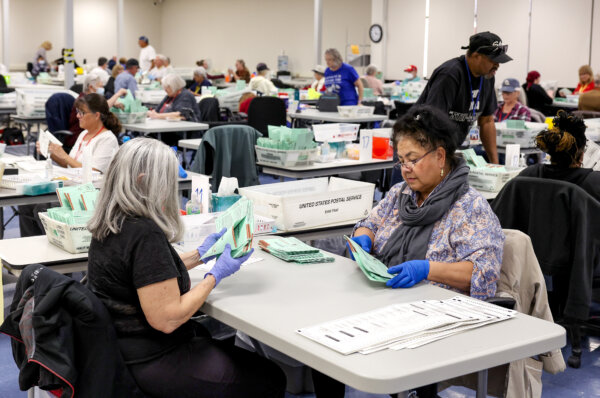 Arizona’s Largest County Warns of Mail-In Ballot Delays
